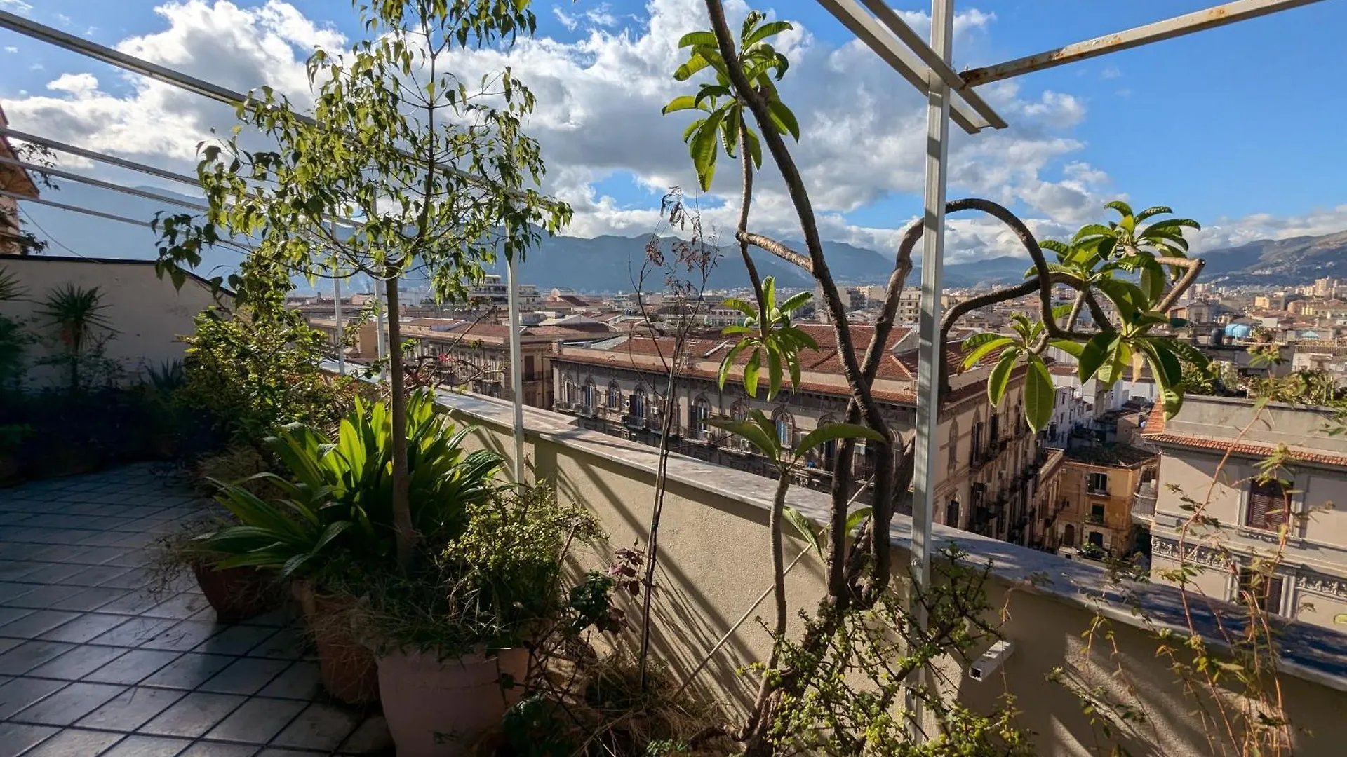 Montesanto Apartment Palermo 0*,  Italy