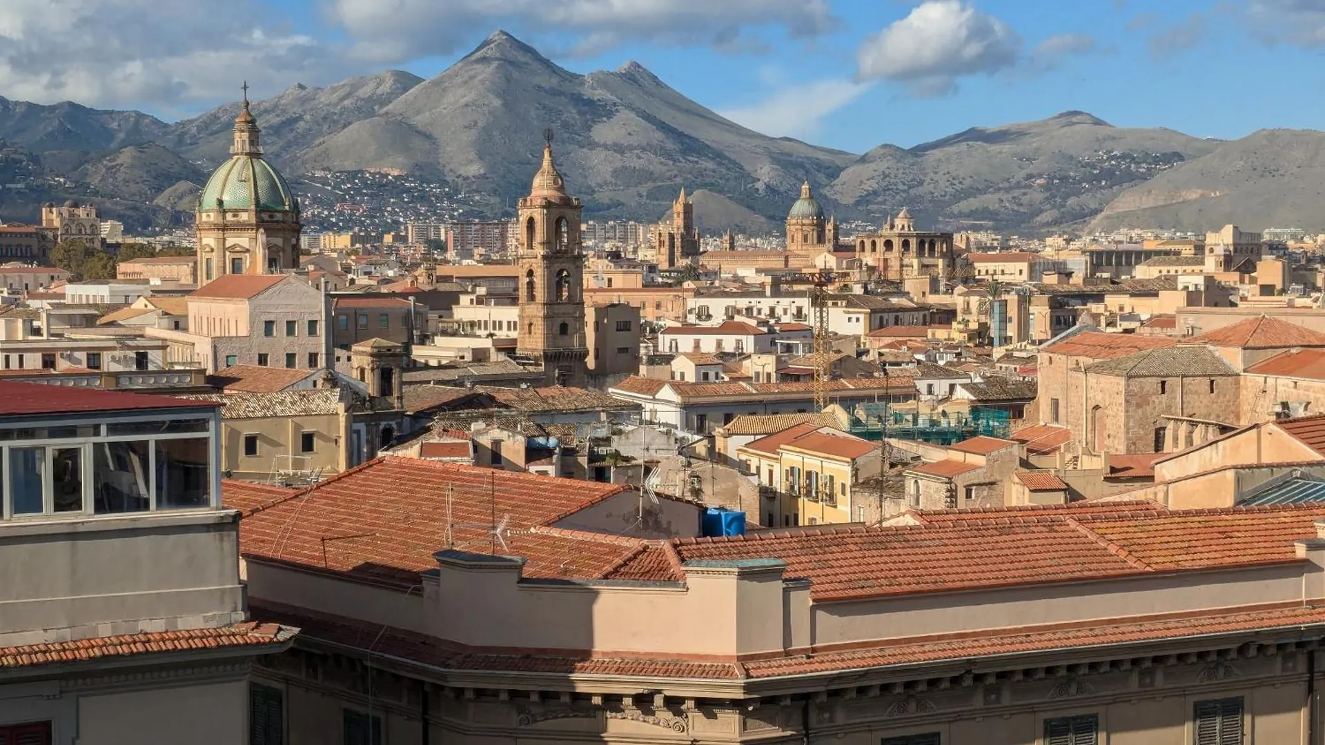 Homestay Montesanto Apartment Palermo