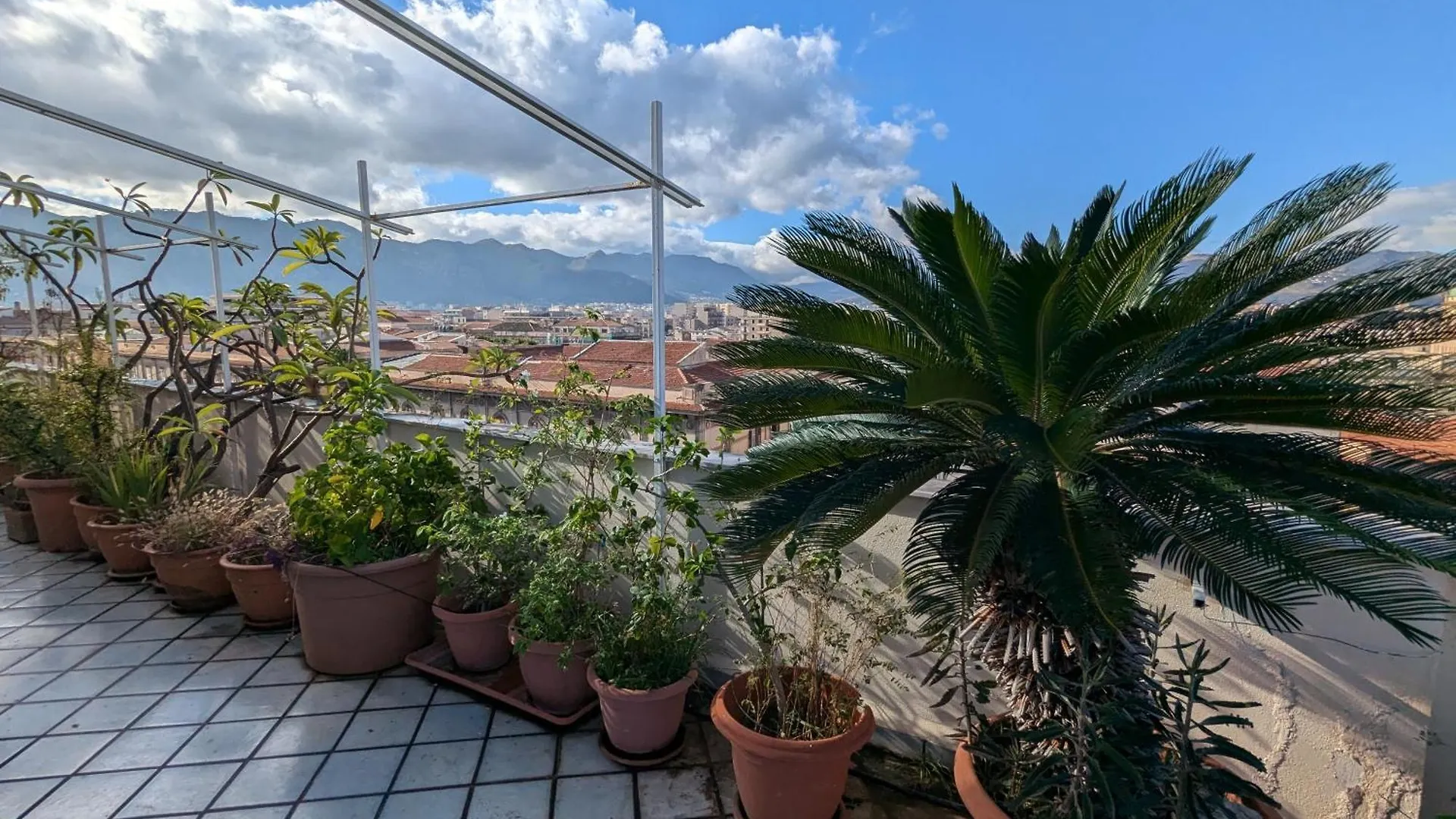Montesanto Apartment Palermo 0*,  Italy
