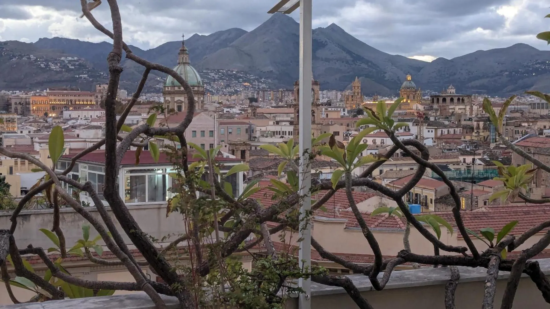 Montesanto Apartment Palermo 0*,